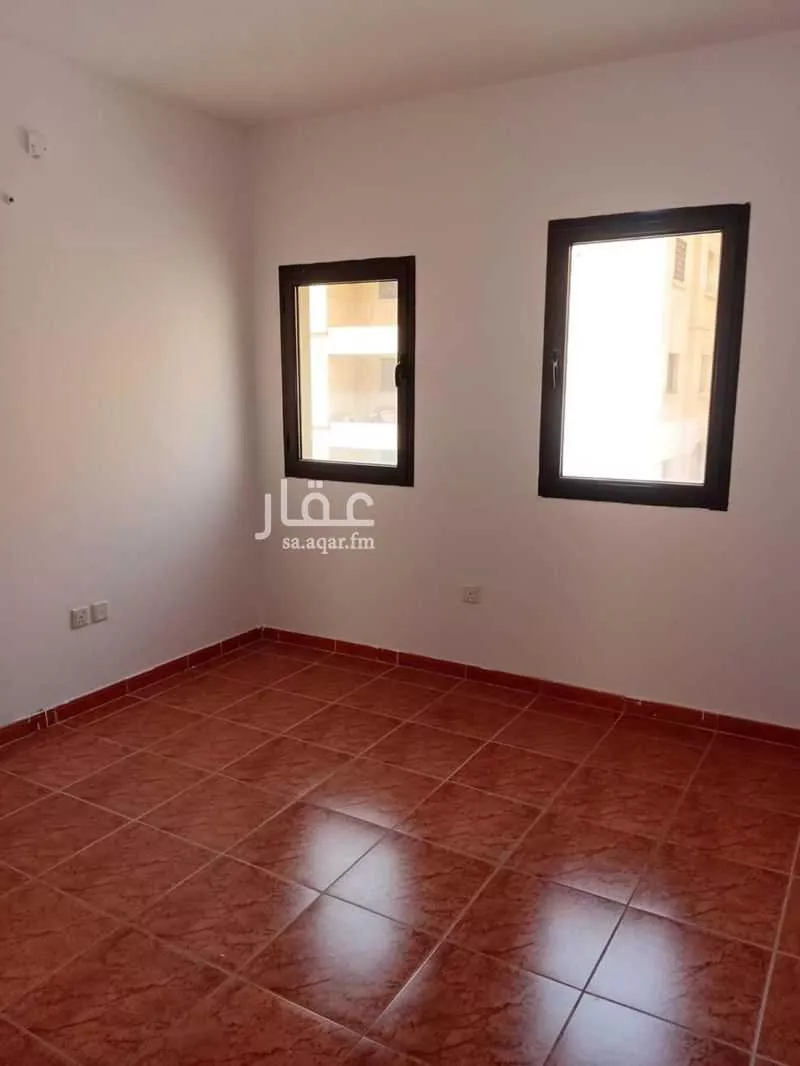 شقة 4 غرف في سلطانة 2