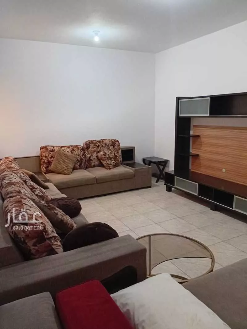 شقة 4 غرف في سلطانة 3