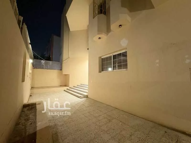 دور 4 غرف في الخالدية 6