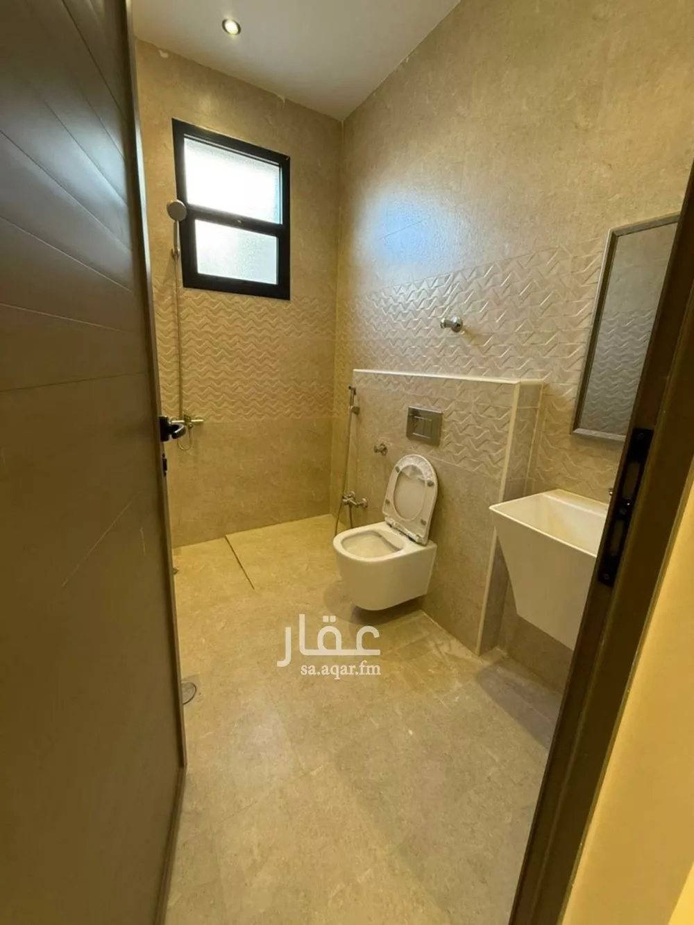 دور 5 غرف في بدر 7