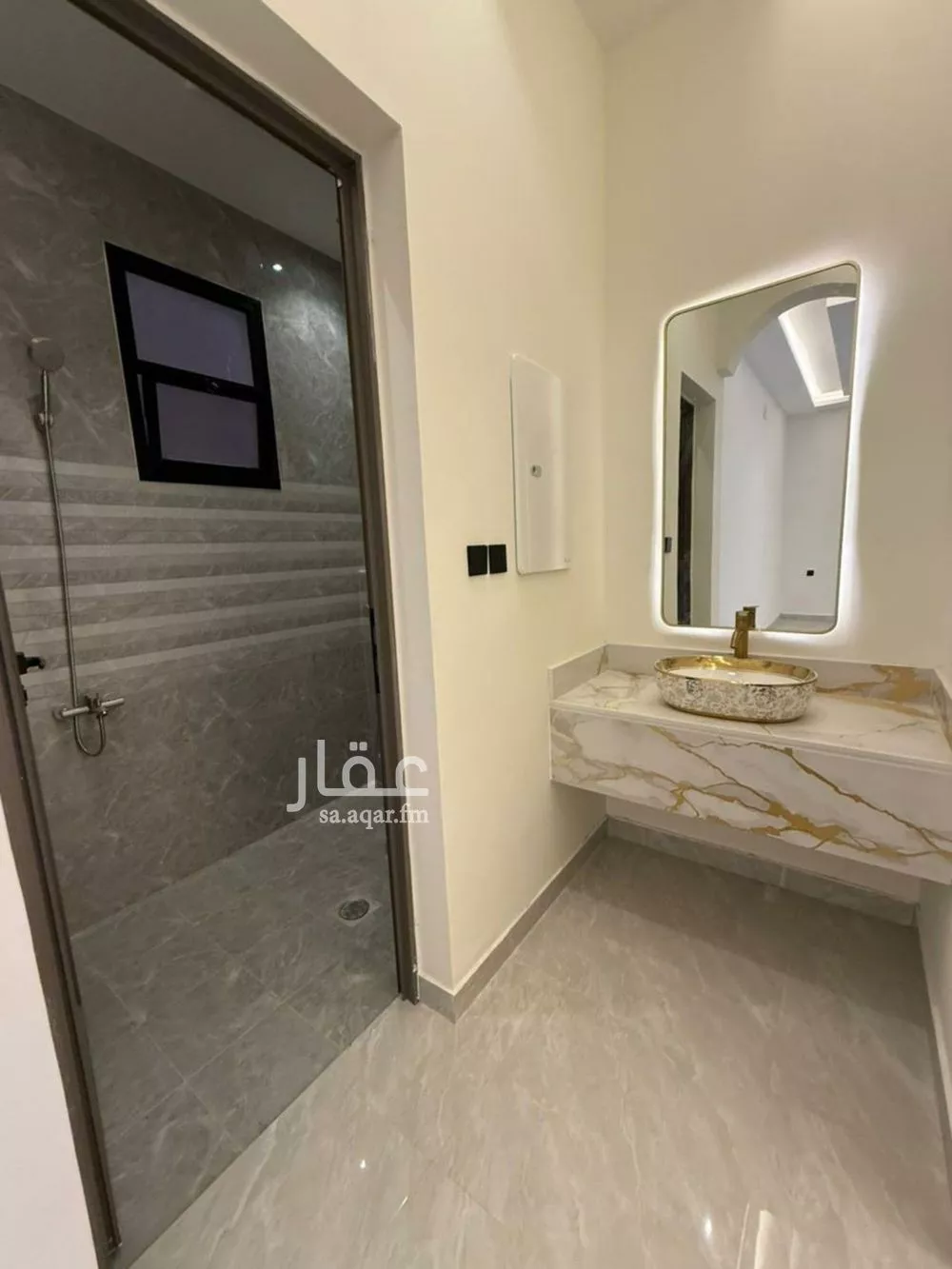 دور 5 غرف في بدر 8