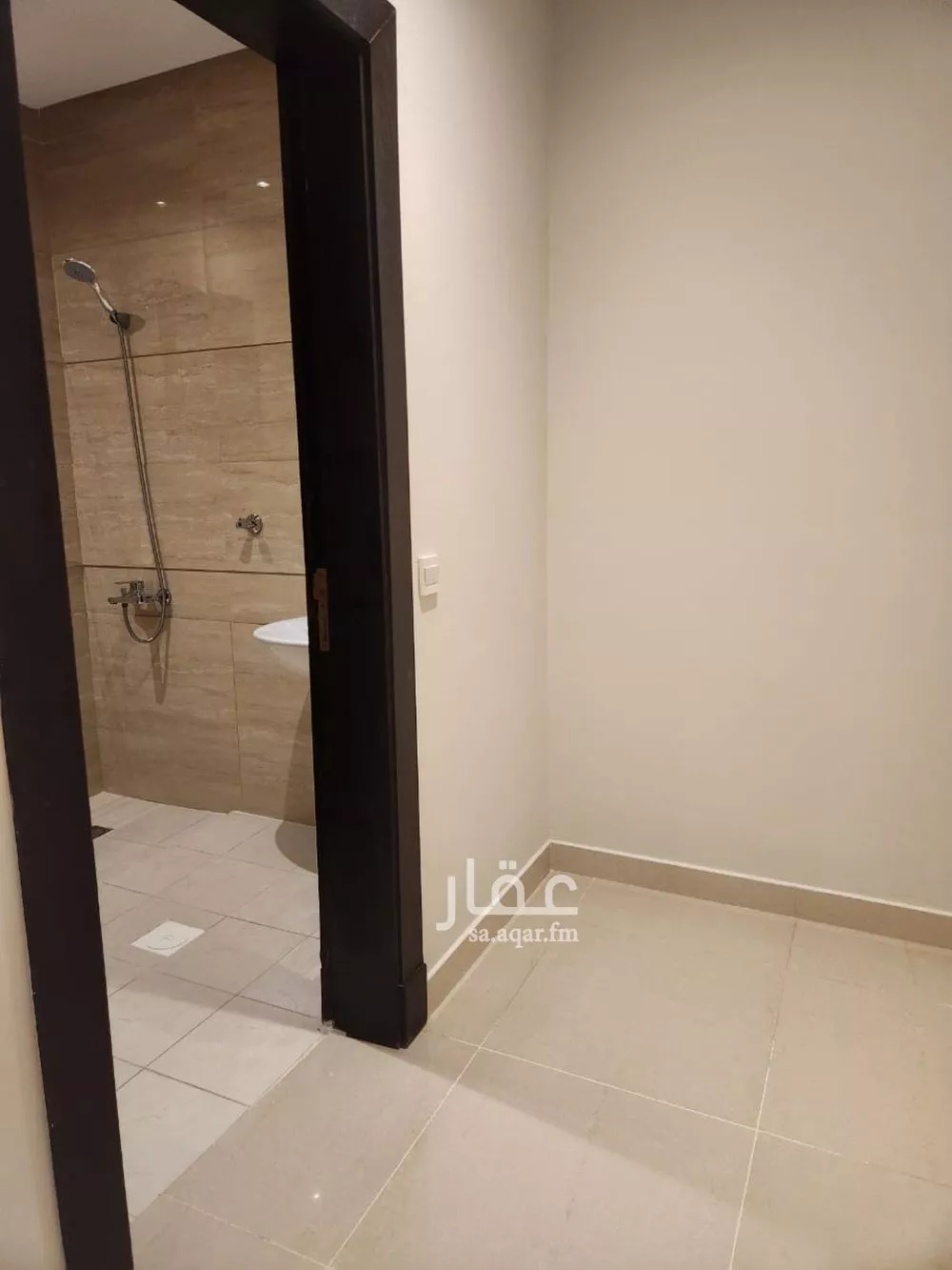 شقة 3 غرف في الروابي 7