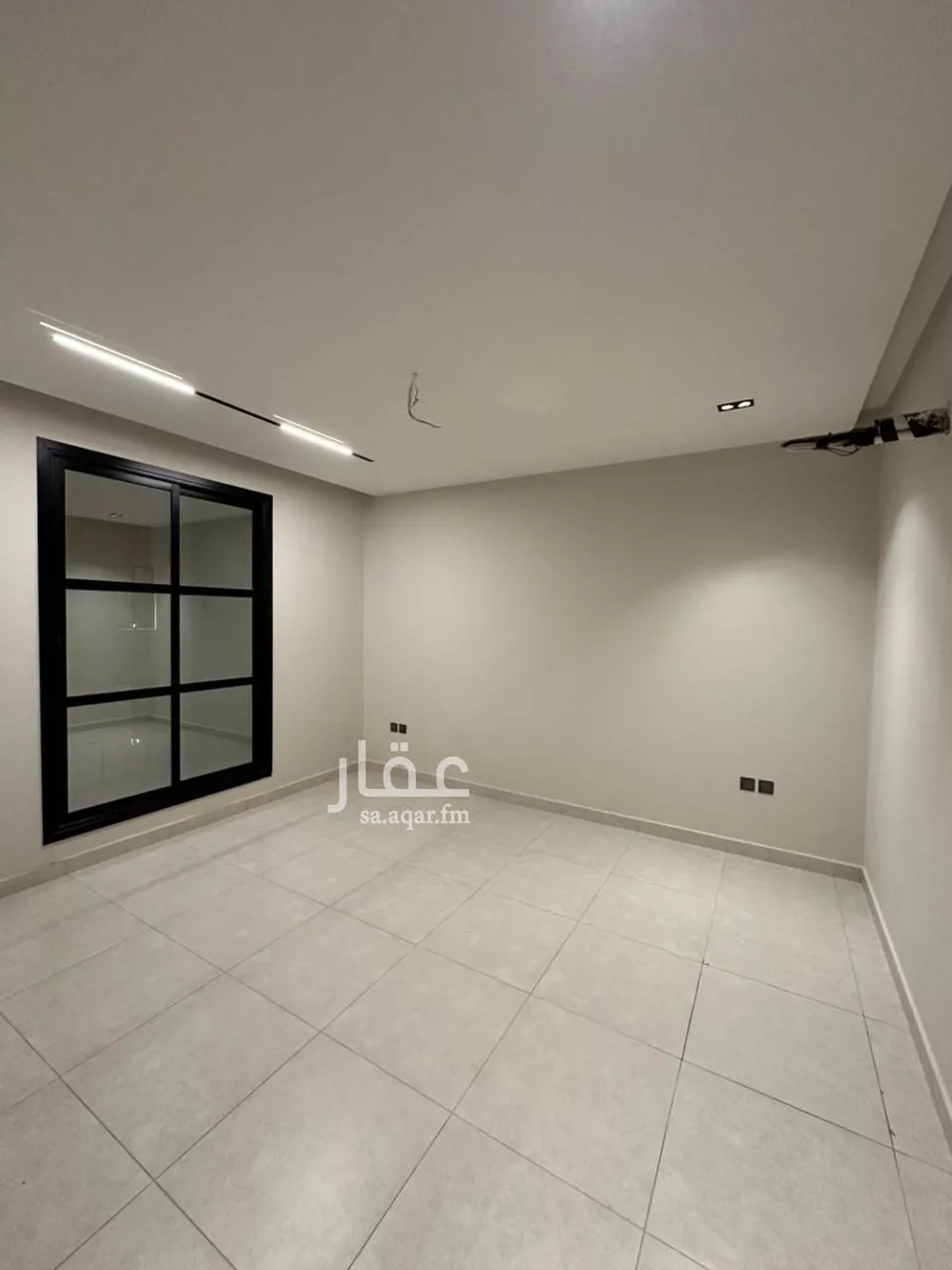 شقة 3 غرف في العزيزية 6