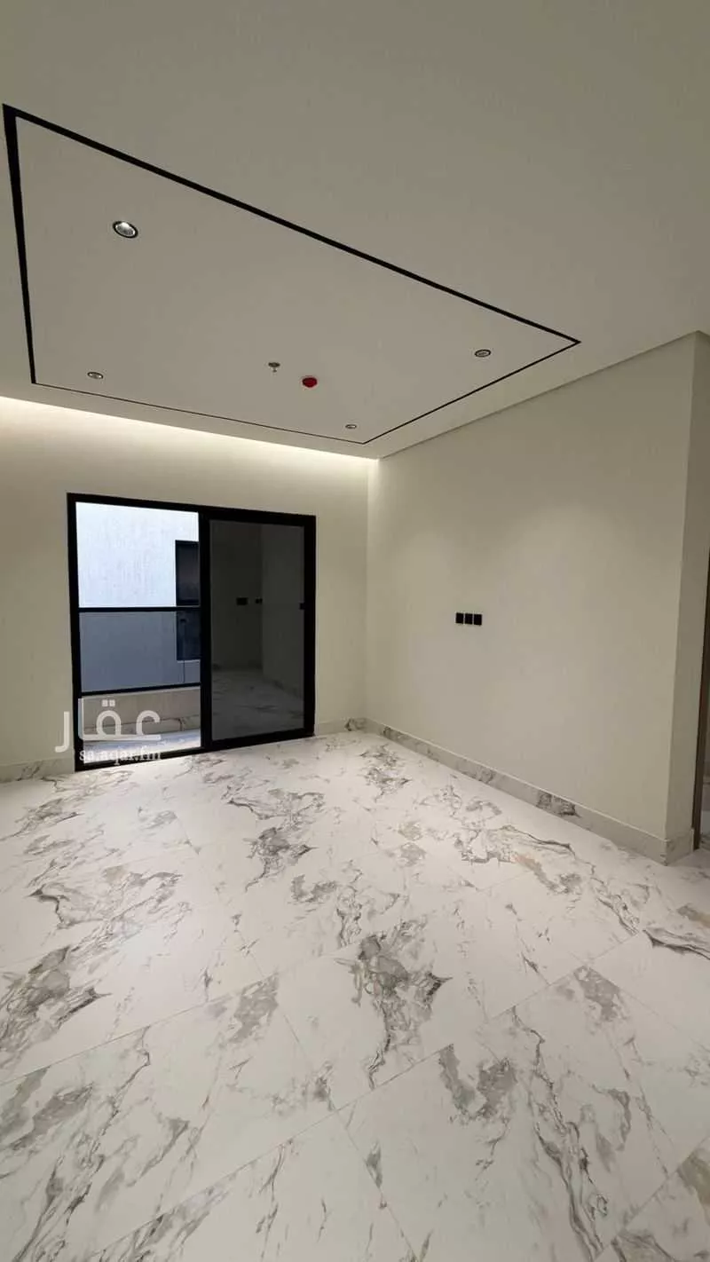 شقة 4 غرف في الحمرا 2