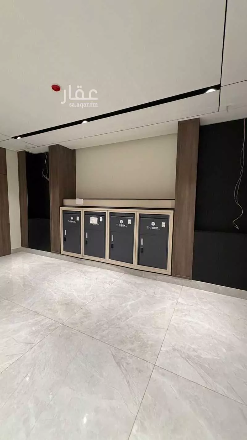 شقة 4 غرف في الحمرا 3