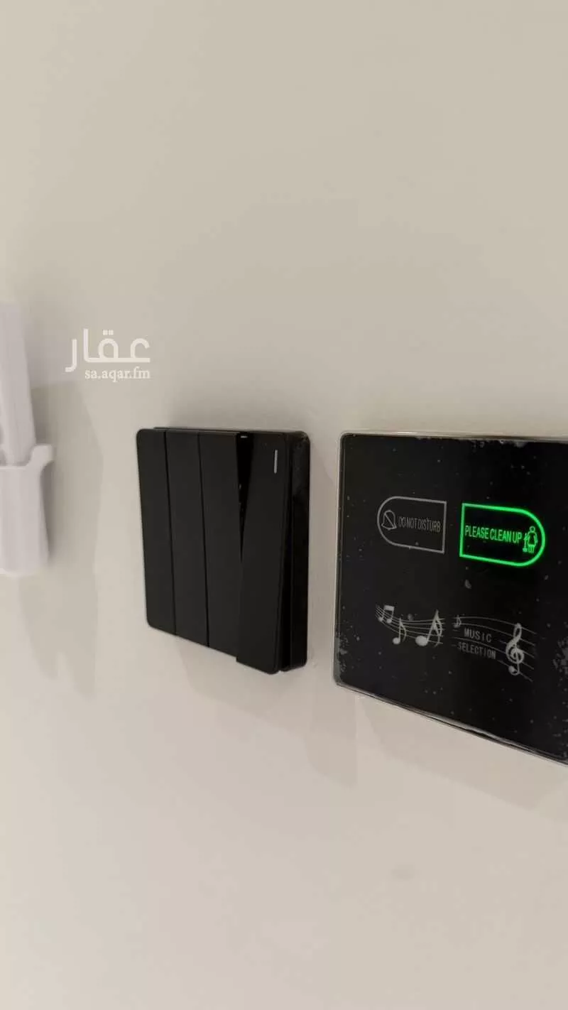 شقة 4 غرف في الحمرا 5