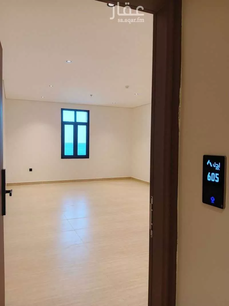 شقة 3 غرف في الخور 8