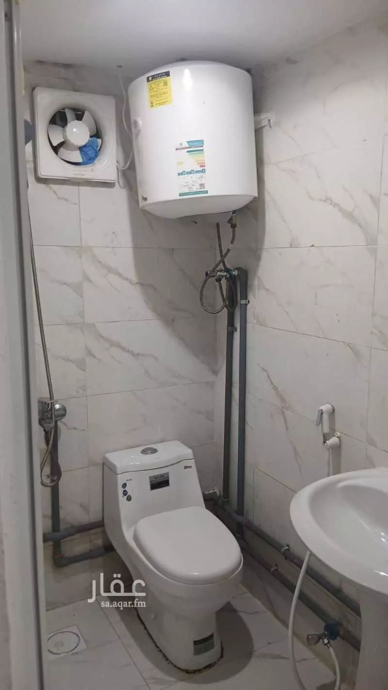 شقة 1 غرف في الثقبة 2