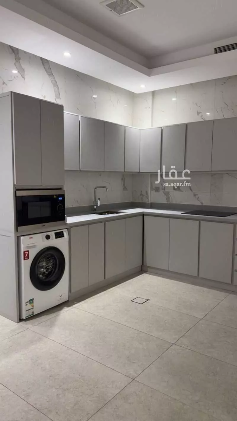 شقة 2 غرف في الراكة الجنوبية 13