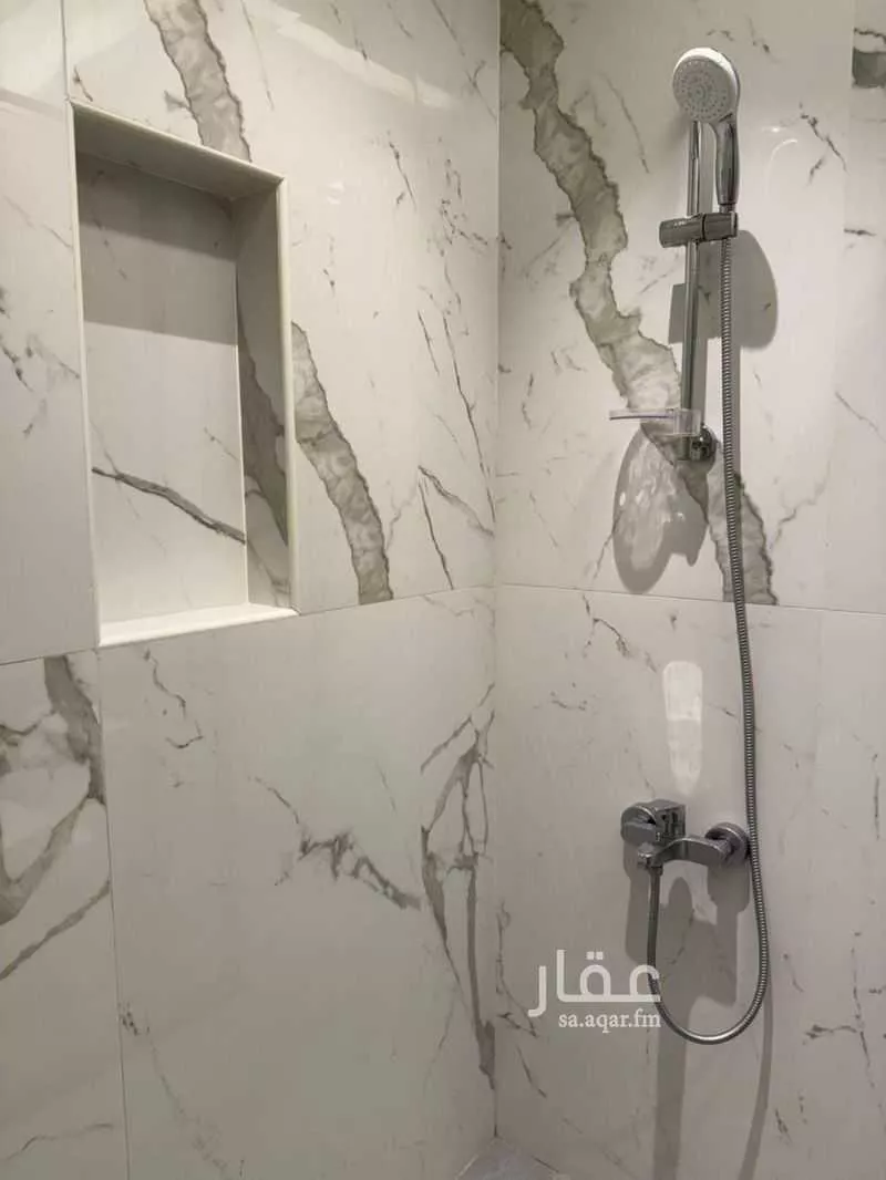 شقة 2 غرف في الراكة الجنوبية 8