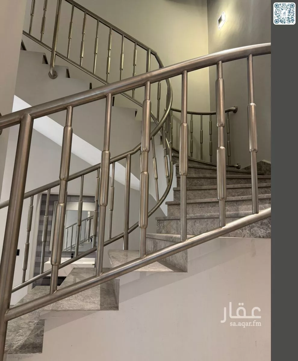 فيلا 7 غرف في الشراع 2