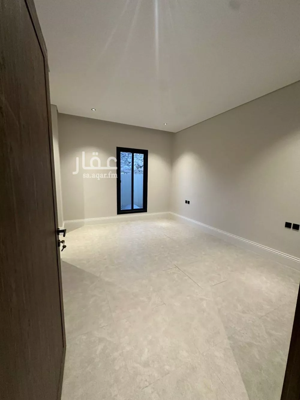 دور 3 غرف في النرجس 10