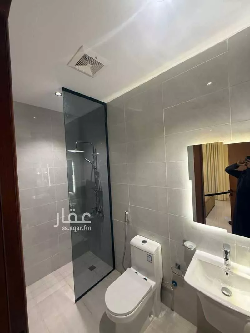 شقة 4 غرف في الصفا 6