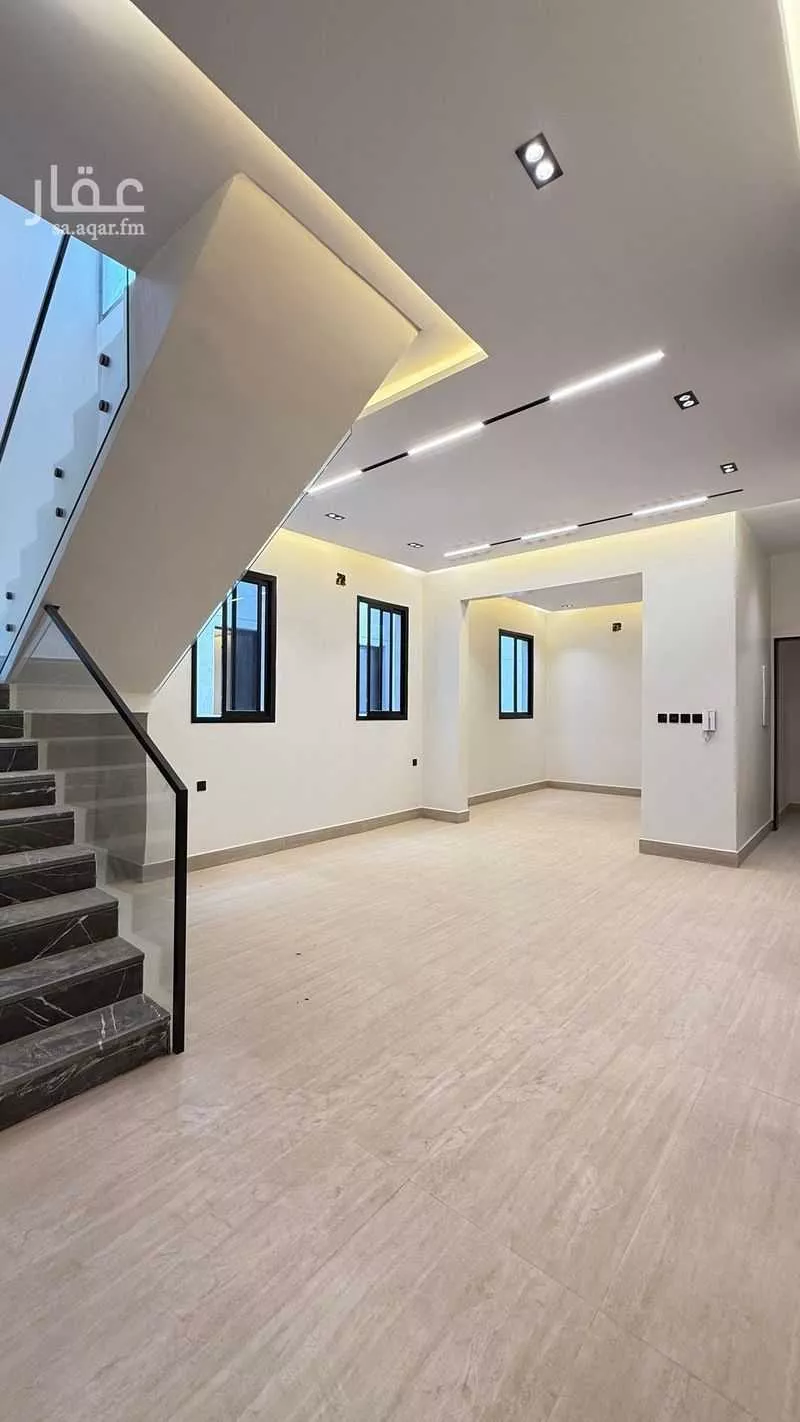 5 bedroom floor in Ash Sharq 9