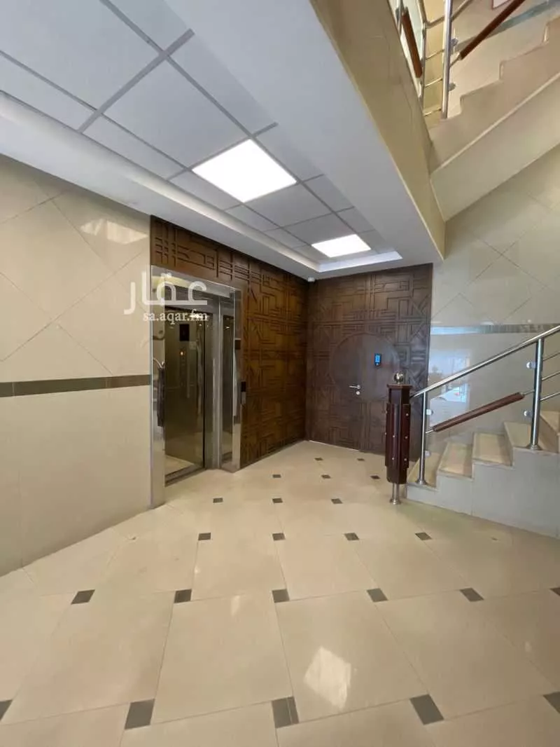 مكتب 150 م² في الورود 2