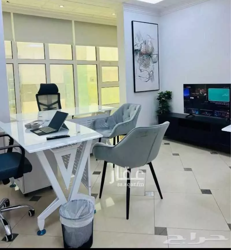 مكتب 150 م² في الورود 12