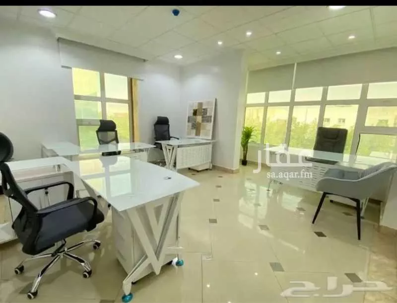 مكتب 150 م² في الورود 9