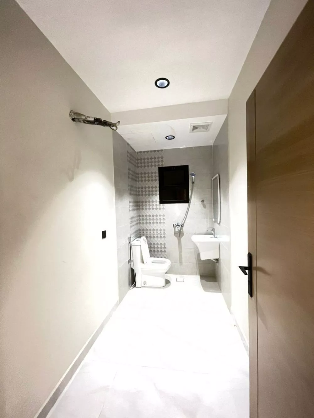 شقة 5 غرف في الملك فهد 13