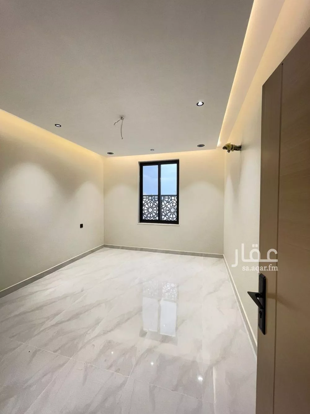 شقة 5 غرف في الملك فهد 7