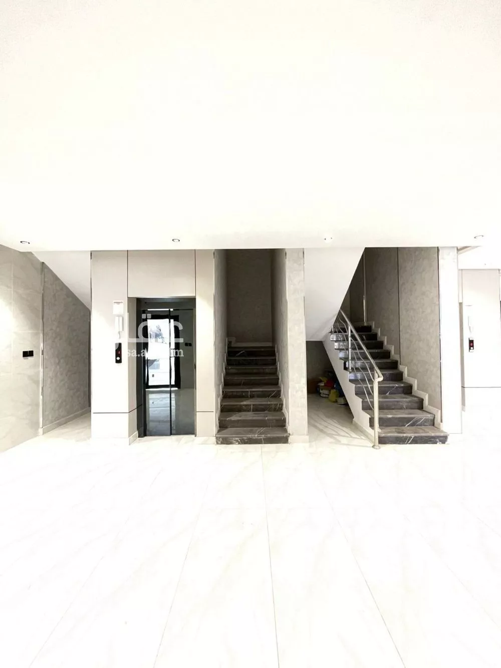 شقة 5 غرف في الملك فهد 9