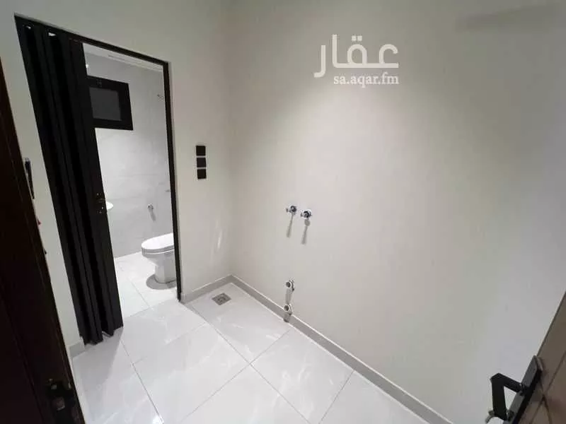 5 bedroom apartment in Al Shawqiyyah 18