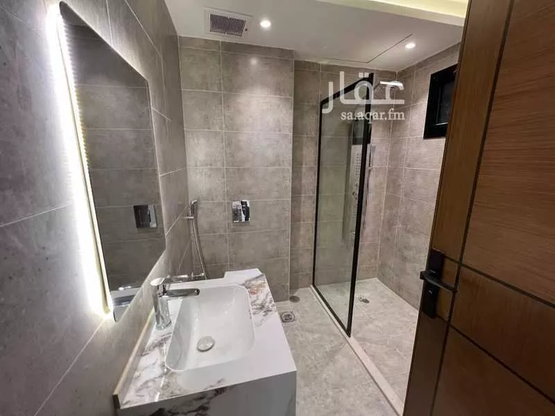 5 bedroom apartment in Al Shawqiyyah 8