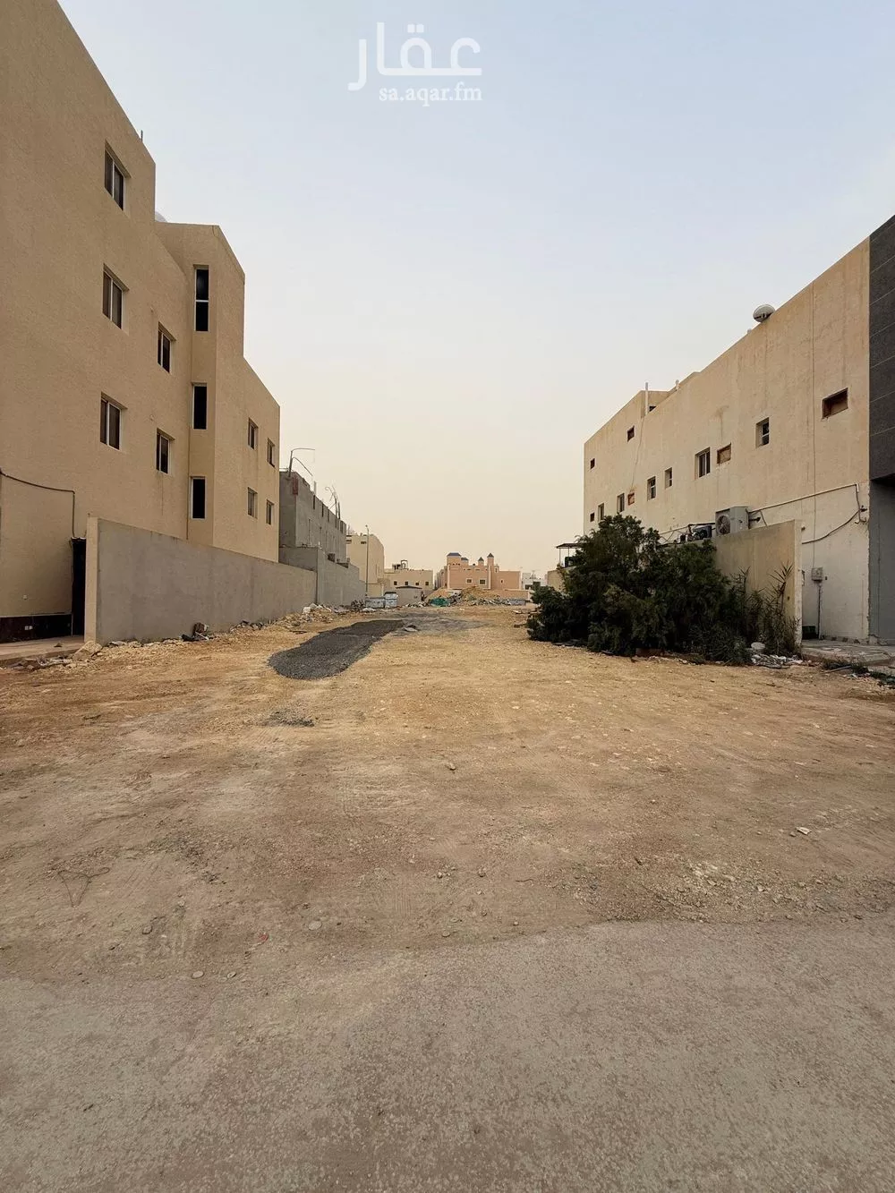 أرض 448 م² في العارض 2