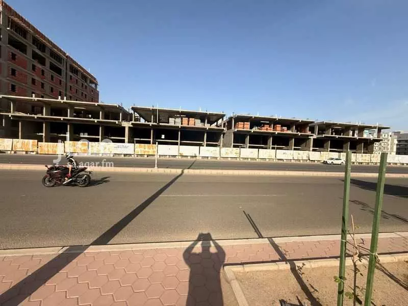 أرض 5037 م² في الواحة 3