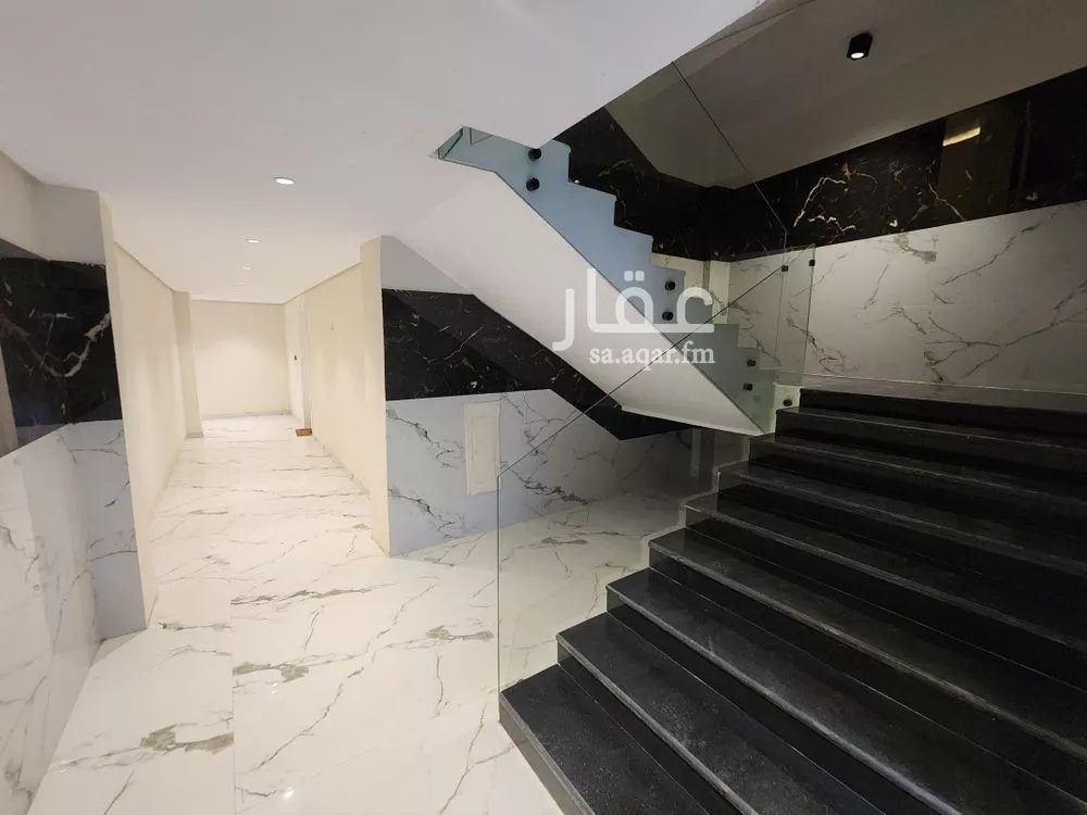 1 bedroom apartment in Al Malaz 8