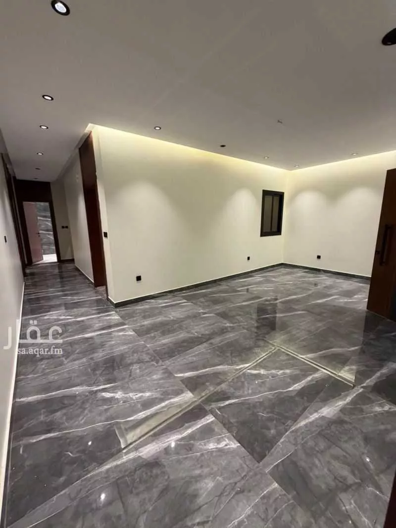 شقة 4 غرف في النزهة 5