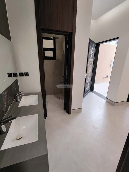 شقة 5 غرف في المونسية 2