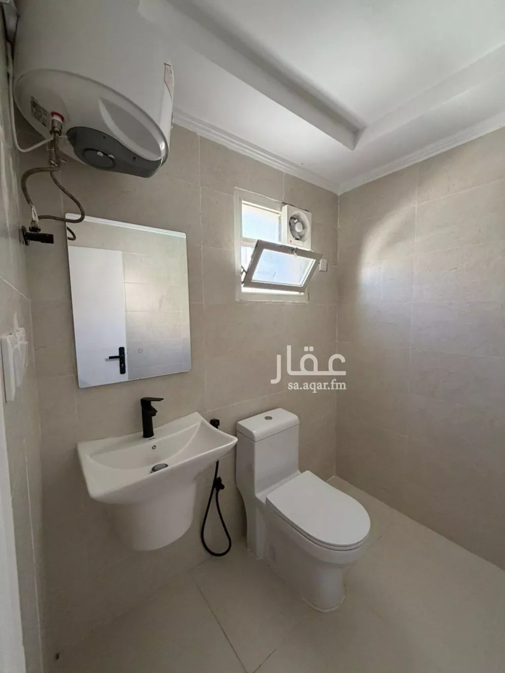 دور 1 غرف في المروج 3