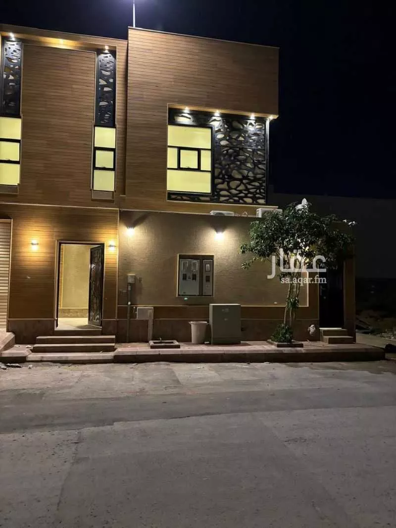 6 bedroom villa in Al Aridh 7