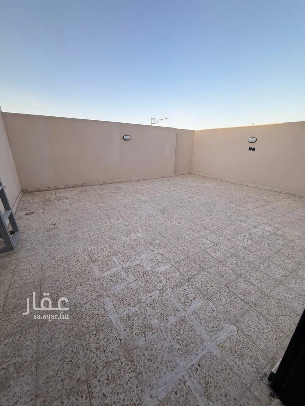 شقة 4 غرف في بدر 2