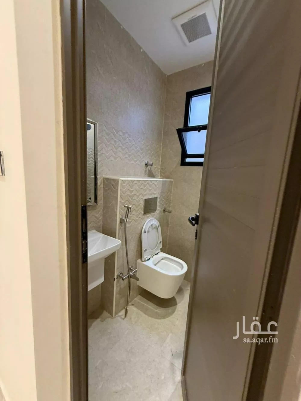 شقة 4 غرف في بدر 11