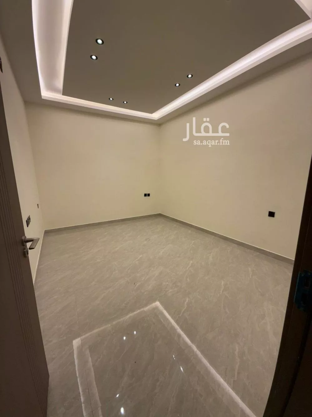 شقة 4 غرف في بدر 13