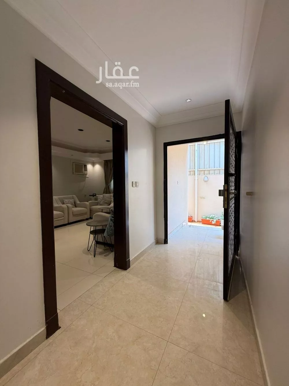 فيلا 4 غرف في التعاون 11