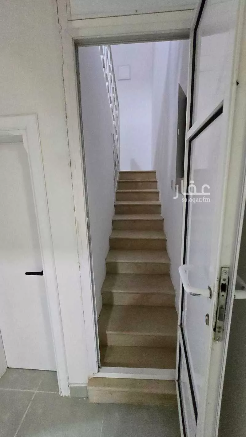6 bedroom villa in Al Shuhada, Riyadh 17