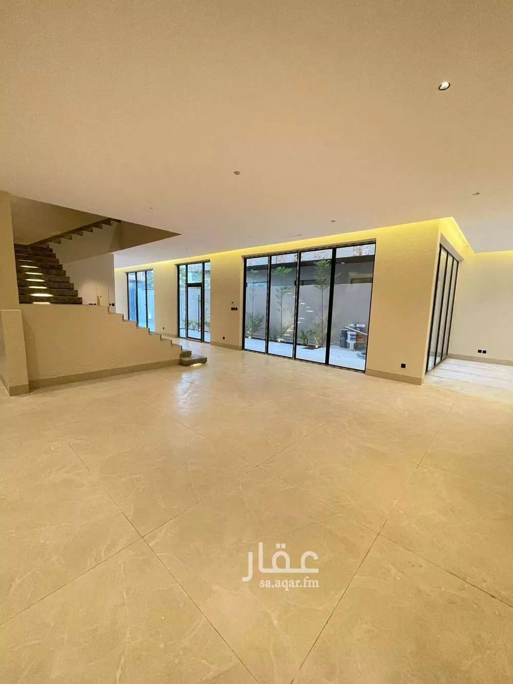 6 bedroom villa in Al Narjis 14