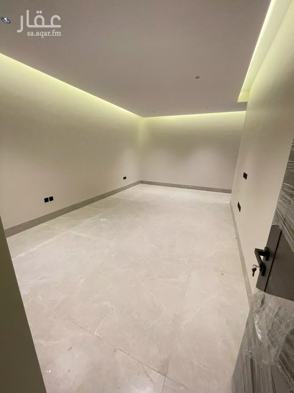 6 bedroom villa in Al Narjis 8