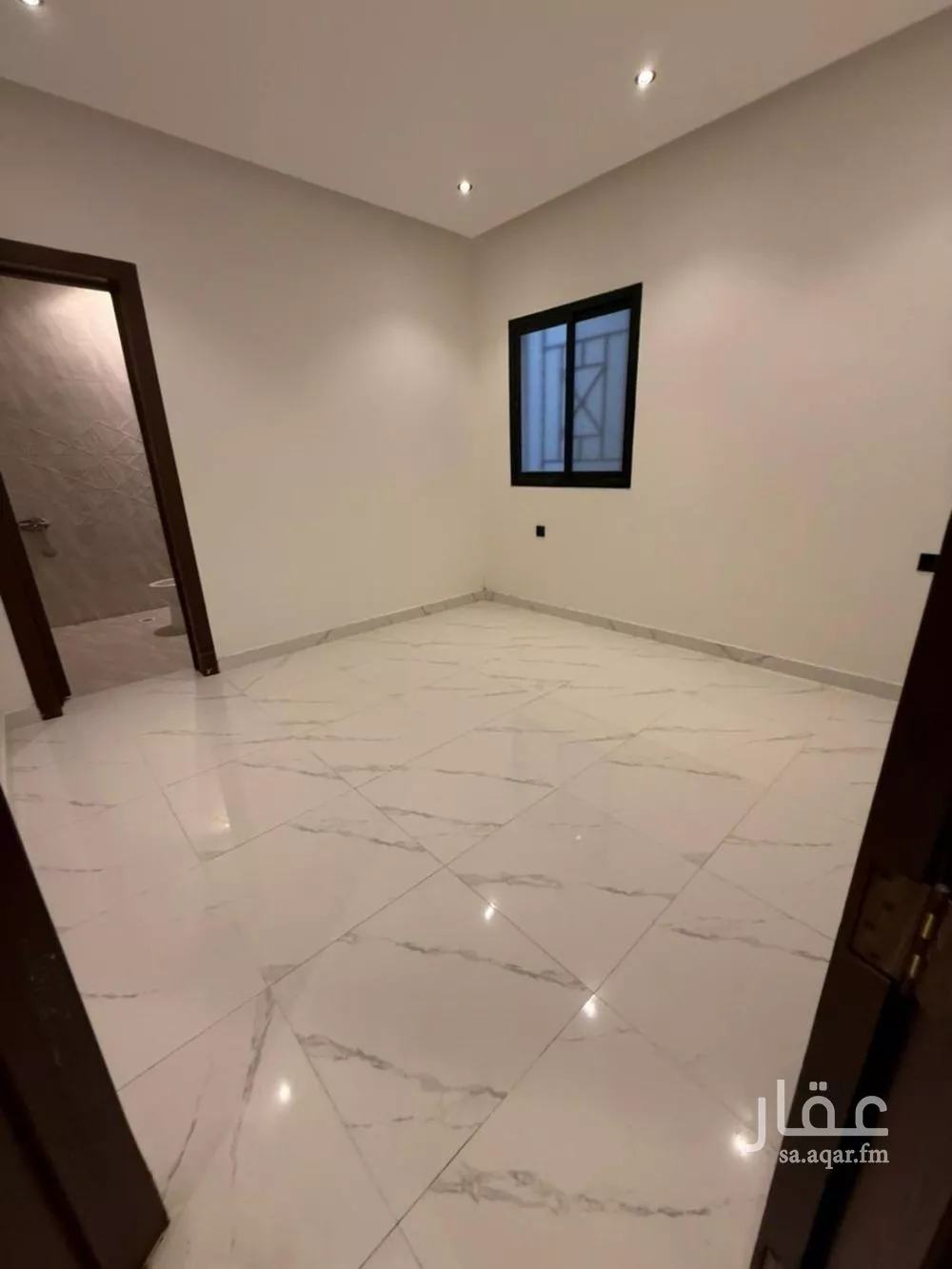 شقة 6 غرف في بدر 3