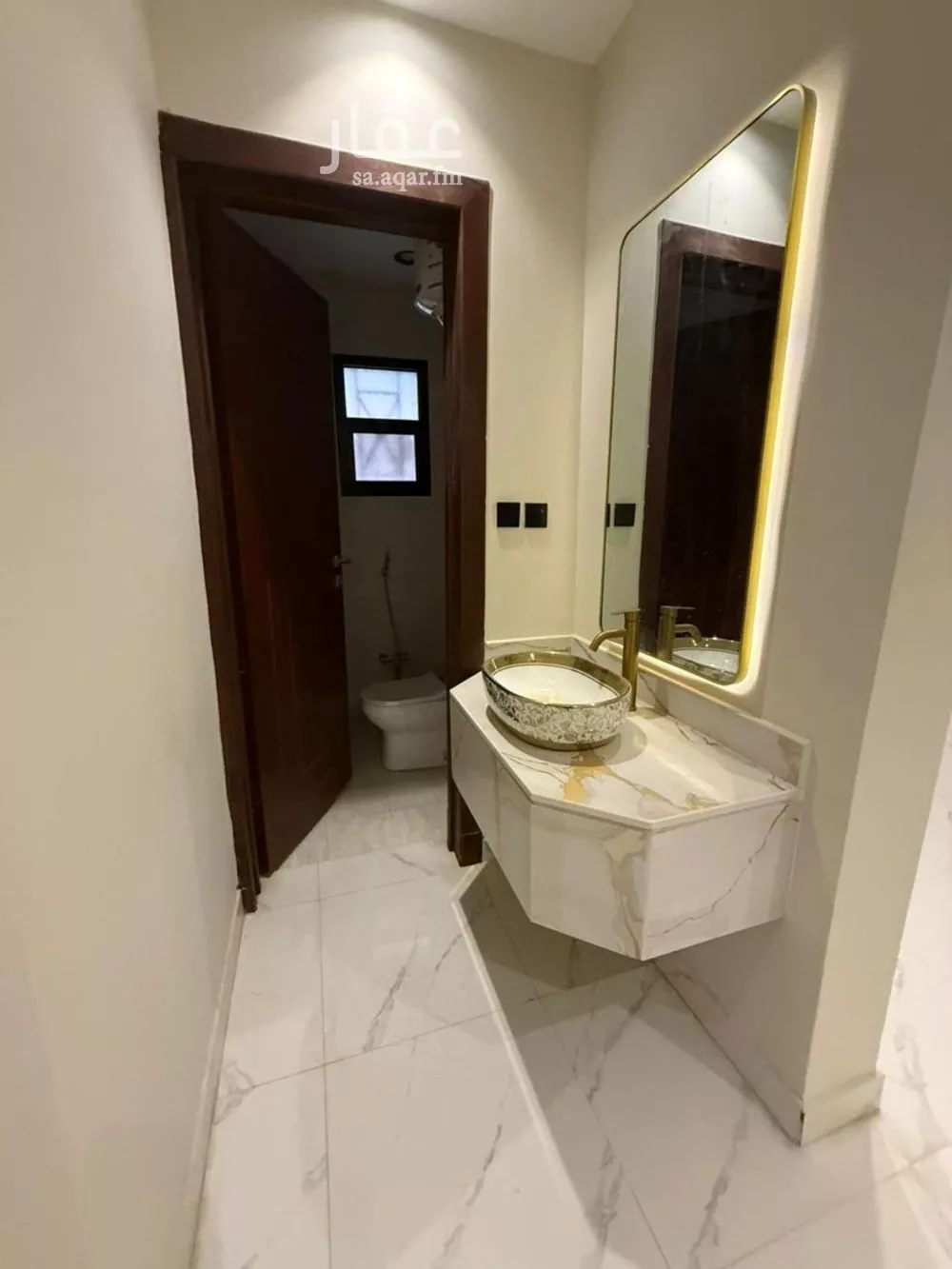 شقة 6 غرف في بدر 5