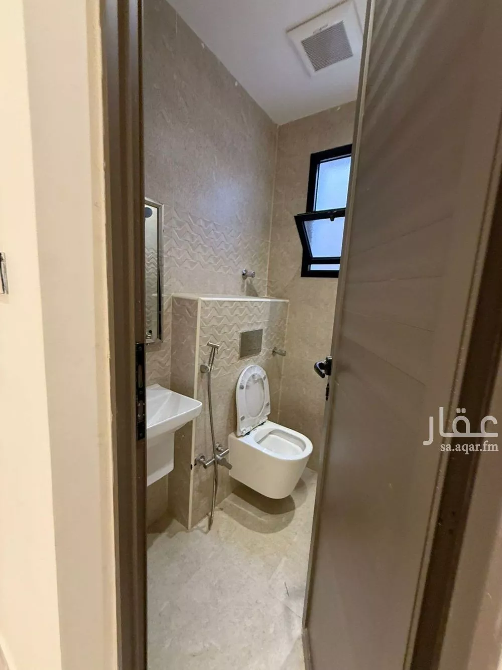 شقة 4 غرف في بدر 6