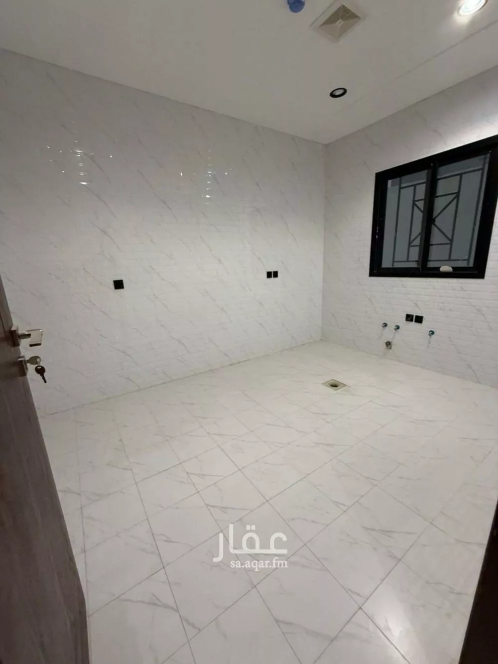 شقة 6 غرف في بدر 4