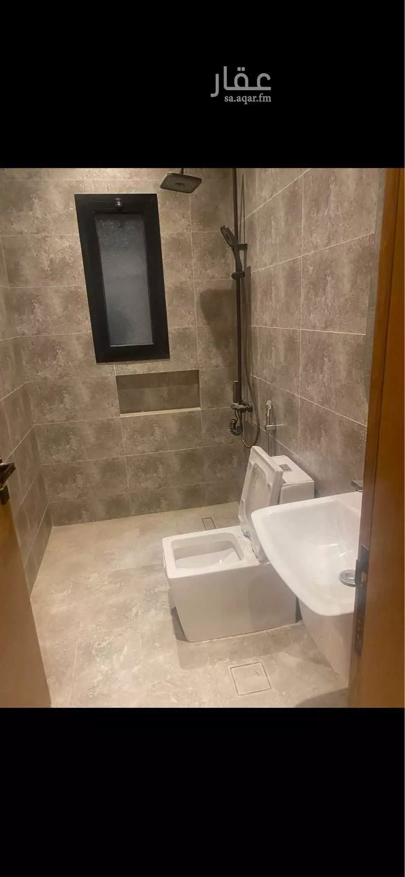 عمارة 901 م² في الصوارى 7