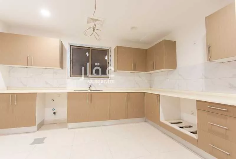 عمارة 4138 م² في مشرفة 3