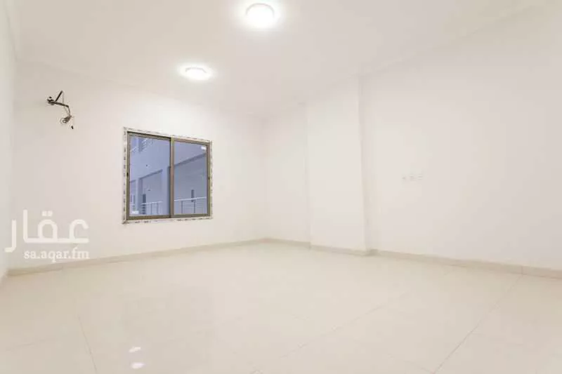 عمارة 4138 م² في مشرفة 6