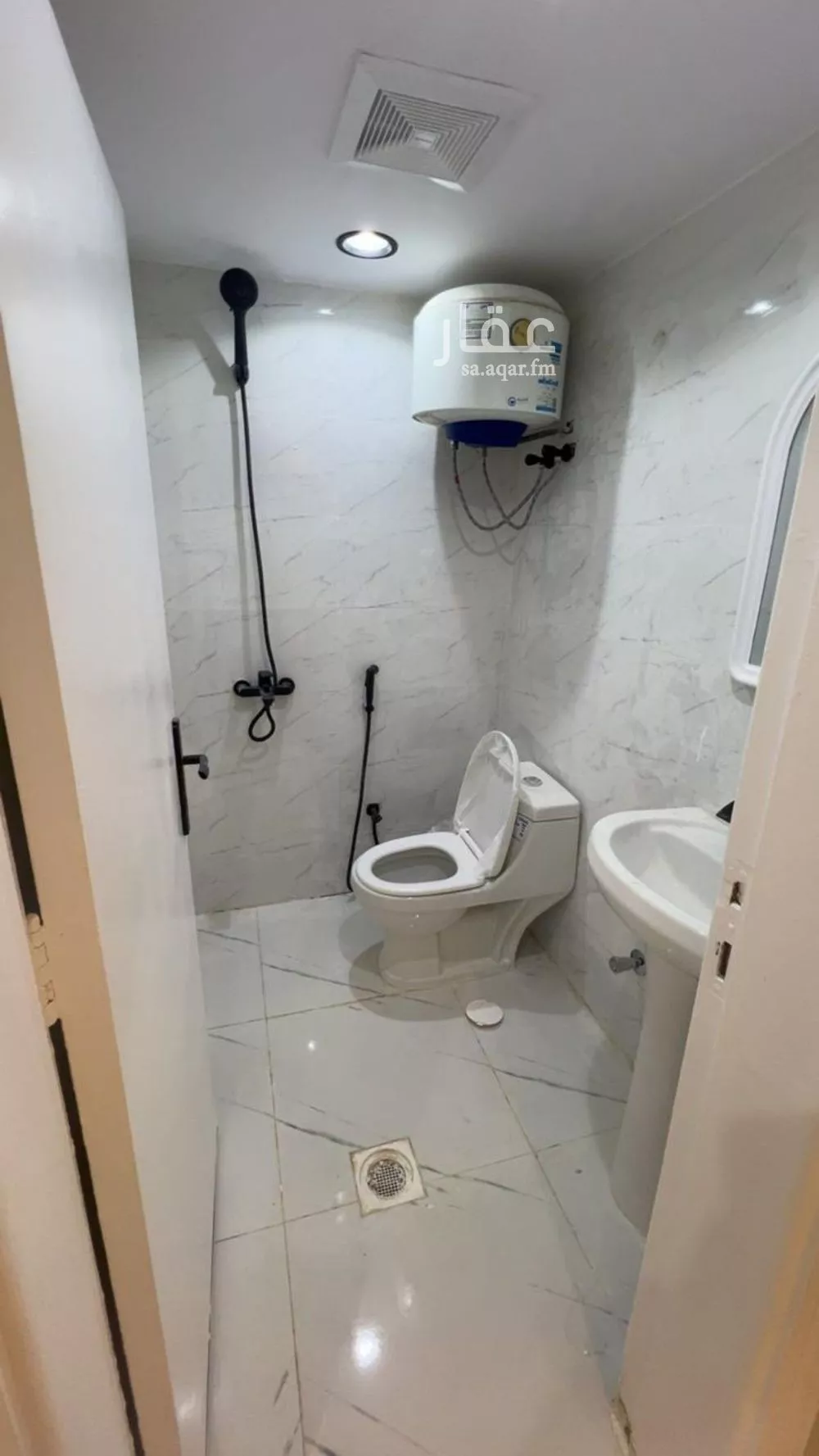 1 bedroom apartment in Al Rawdah 3