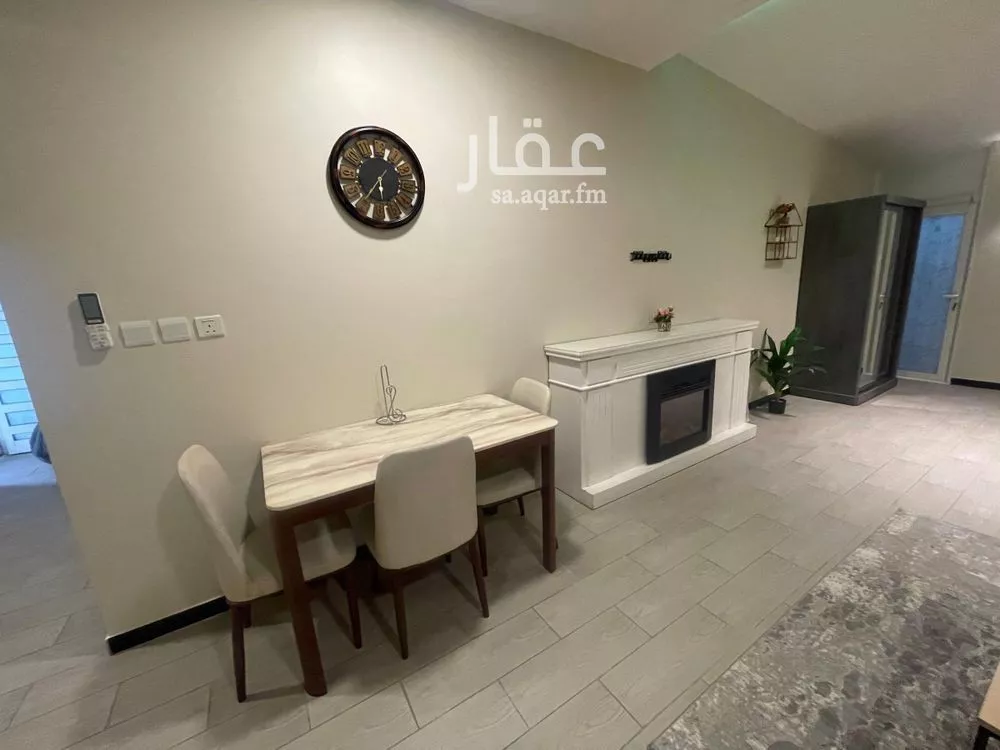 شقة 1 غرف في ضاحية الملك فهد 2