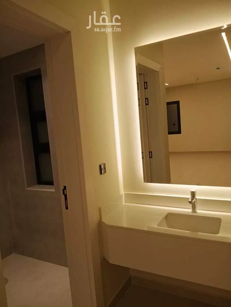 شقة 5 غرف في الصدفة 7